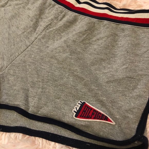 Tommy Hilfiger lounge shorts - Picture 2 of 3